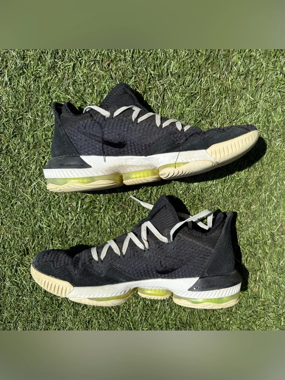 Nike LeBron 16 Low Black White Basketball Shoes Sneaker Sz(12)